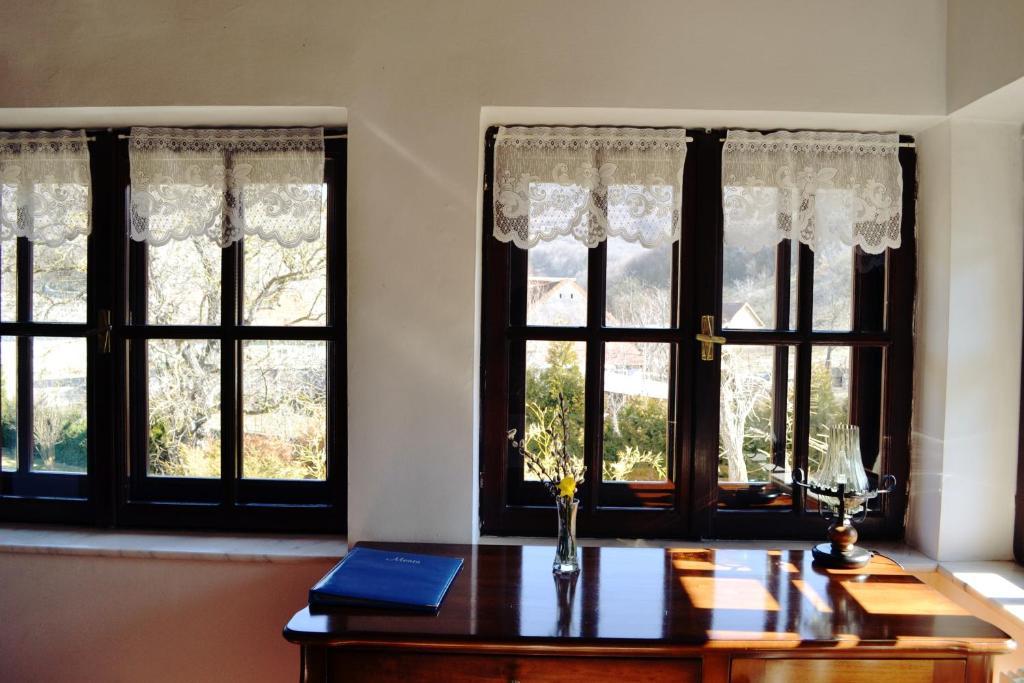Villa Castelul Maria Banpotoc Δωμάτιο φωτογραφία